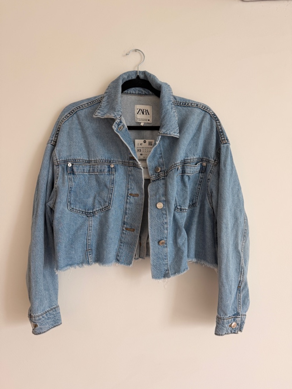 Zara Light Blue Cropped Denim Jacket Tapered with Raw Edges XS - Picture 2 of 4